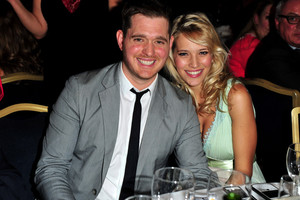 Dainininko M. Buble žmona siūlo jų pirmagimį pavadinti Purvu