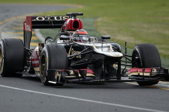 Malaizijoje „Formulės-1“ pilotams teks kovoti ir su karščiu