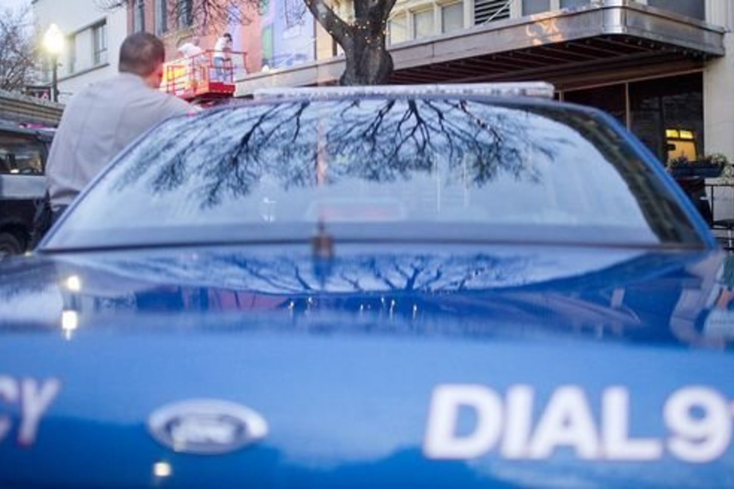 Sužeisti darbininkai buvo nuvežti į ligoninę.