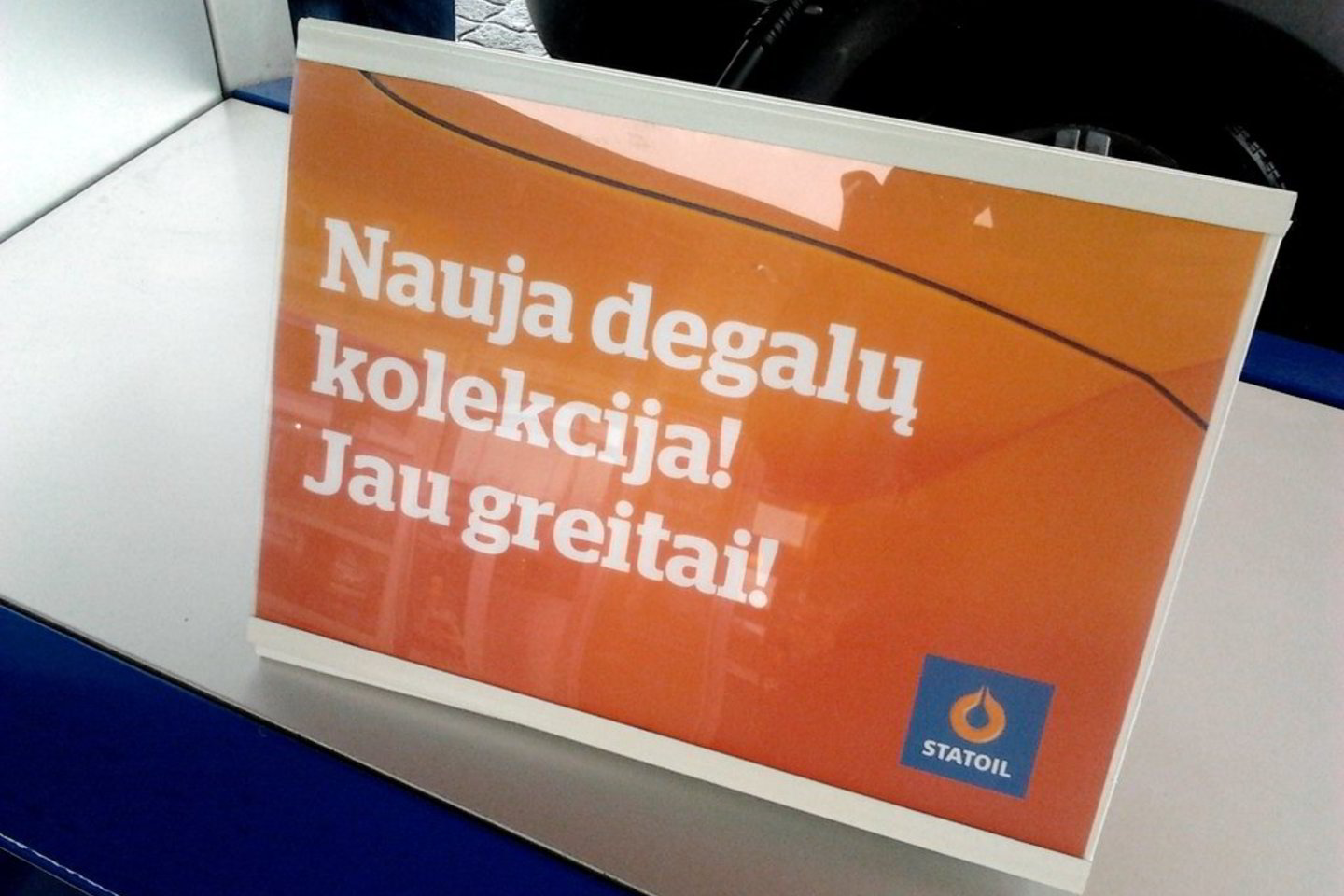 Vilnietį pralinksmino užrašas degalinėje.