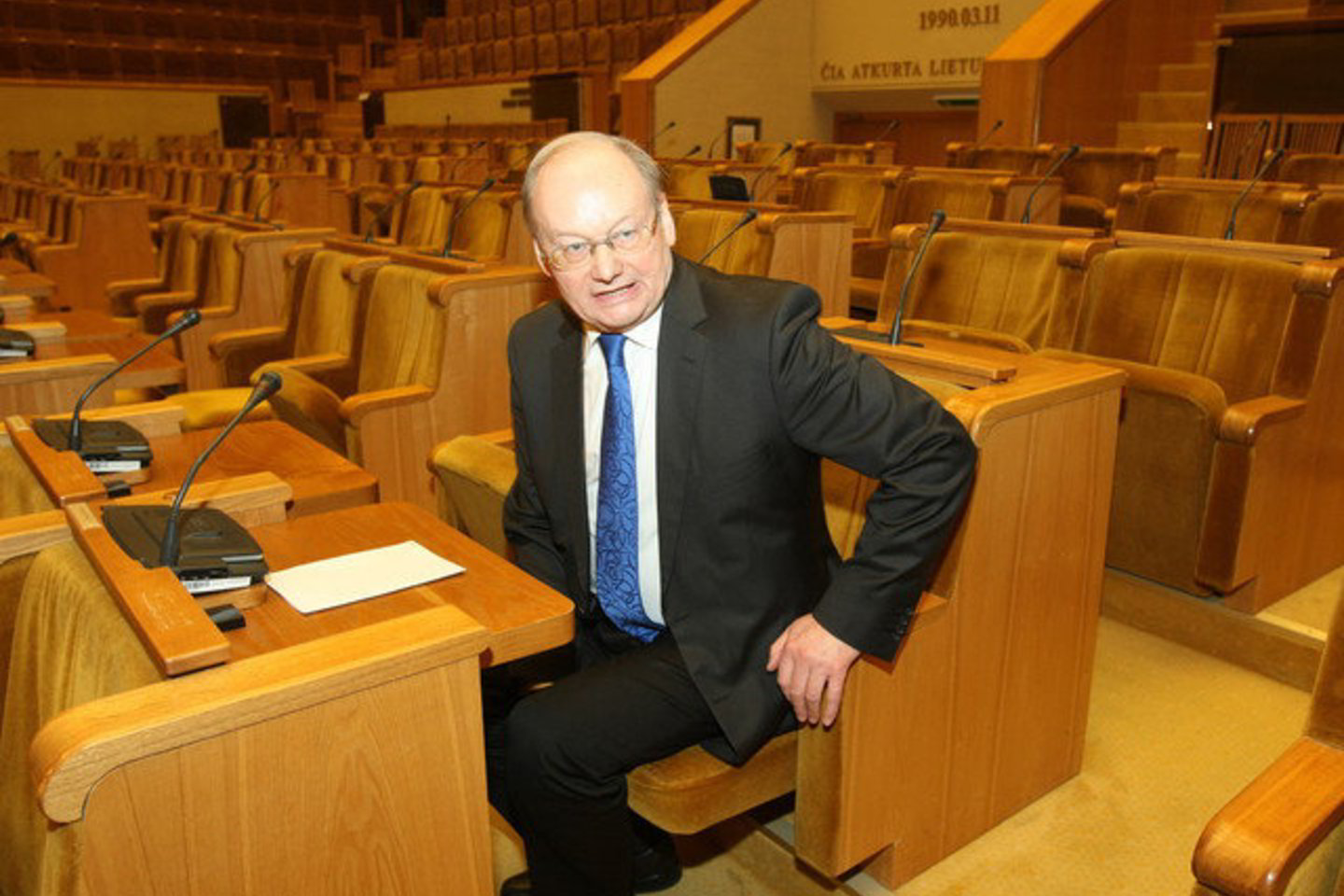 74 metų Č. Juršėnas ir 76 metų Č. Stankevičius pernai Seimo rinkimuose nedalyvavo.