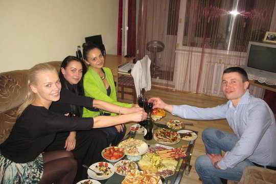 „Pinup Girls“ merginos iki paryčių linksminosi su grupės gerbėju Audriumi (video)