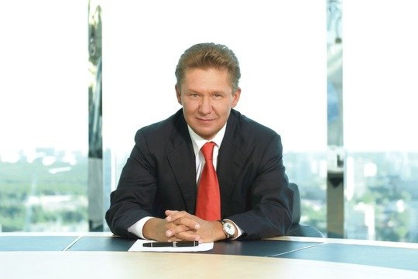 A. Milerį į „Gazprom“ vadovo kėdę pasodinęs V. Putinas nori jį jau išspirti.