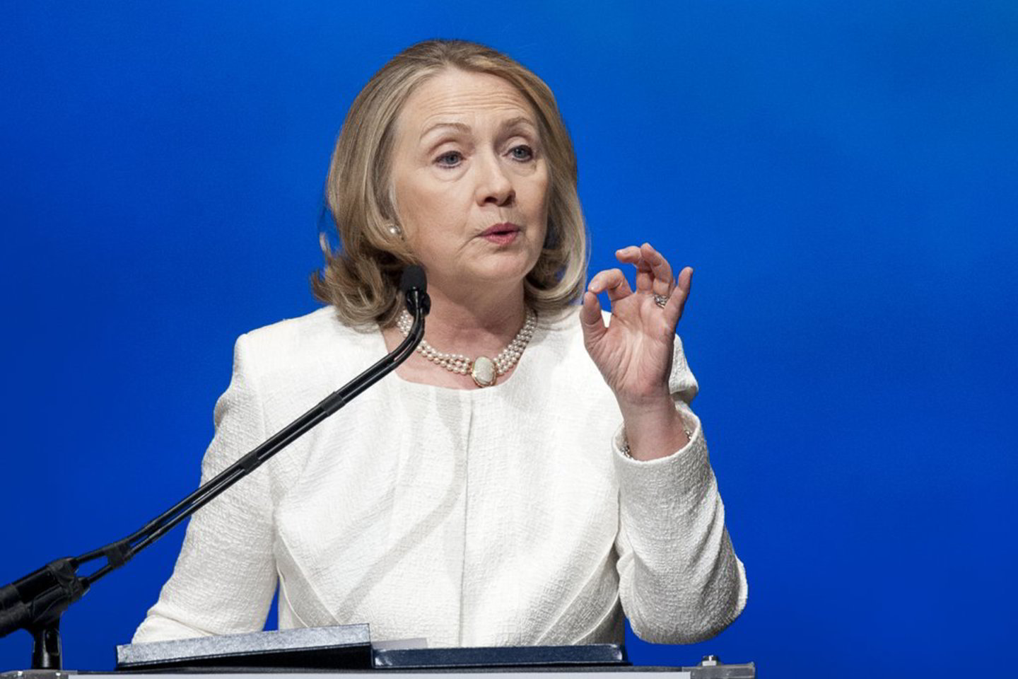 Apklausos rodo, kad H. Clinton, kuriai 2016 metais bus 69-eri, turėtų tvirtą demokratų palaikymą, jeigu siektų tapti pirmąja JAV prezidente.