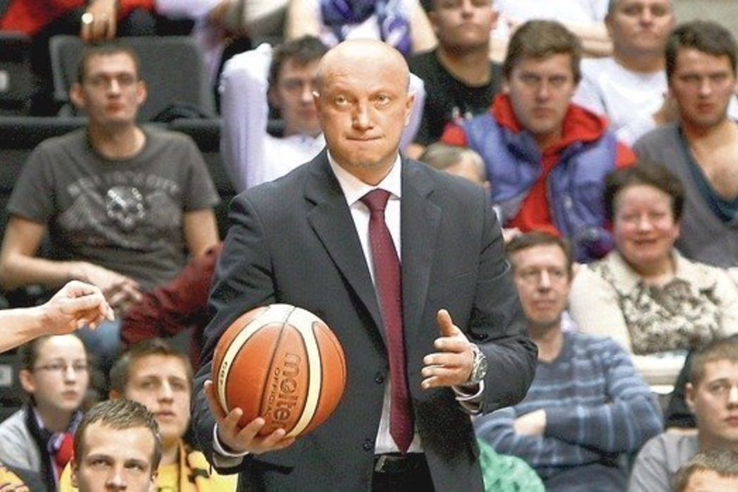 R. Butauto (nuotraukoje) treniruojamas Rygos VEF su A. Kavaliausku ir D. Zavacku, ketvirtadienį svečiuose 109:74 (36:22, 26:23, 24:14, 23:15) sutriuškino „BA Turiba“.