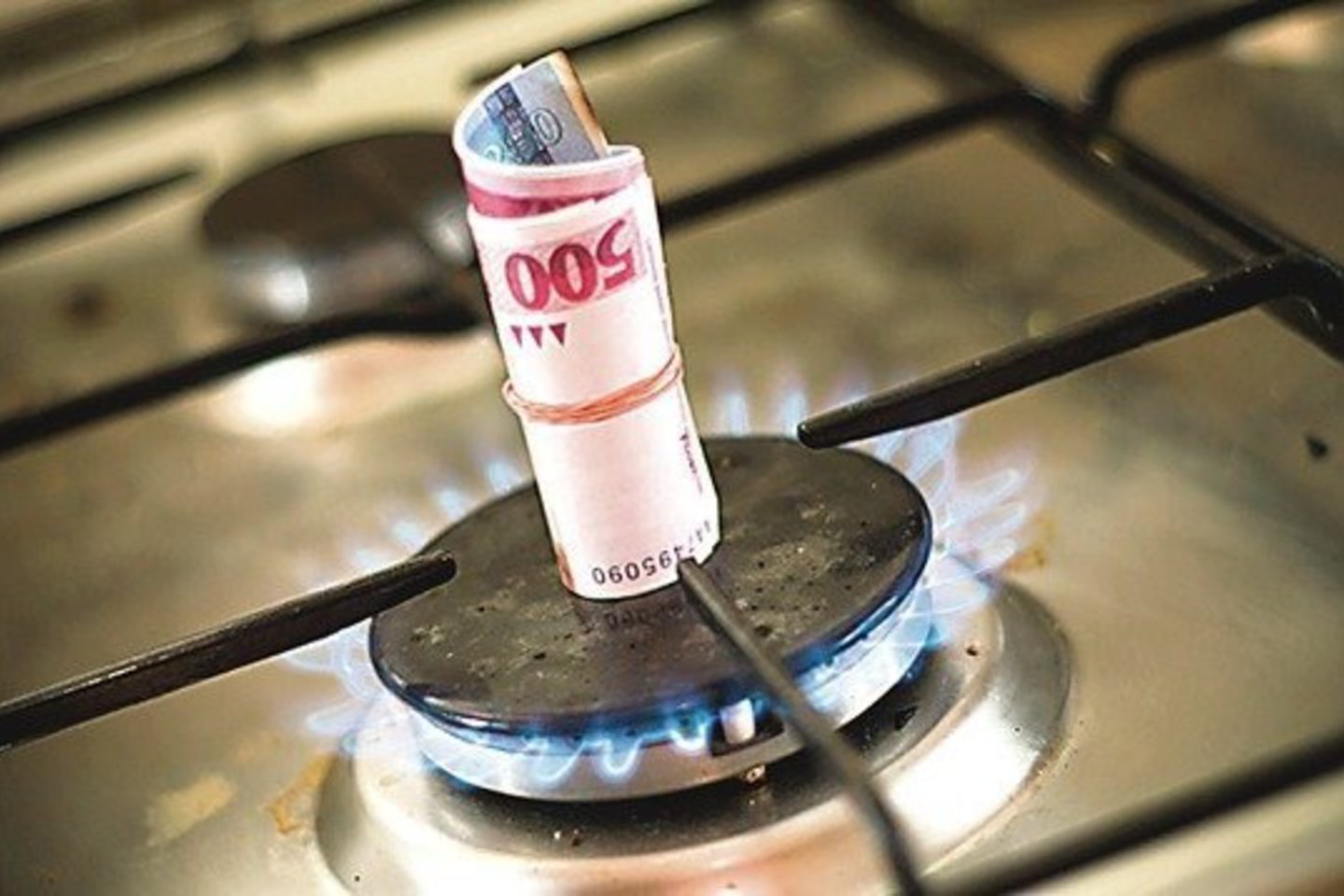 Rumunijos premjeras V. Ponta sakė laikąs Rusijos kompanijos „Gazprom“ tiekiamo kuro kainą pernelyg didele.