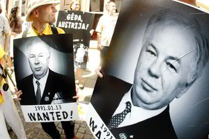 Sausio 13-osios byloje kaltinamas M. Golovatovas nenori būti teisiamas už akių