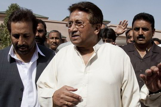 Pakistano teismas skyrė P. Musharrafui dviejų dienų namų areštą (papildyta)