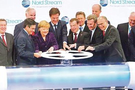 Apgaulingas „Gazprom” meilinimasis