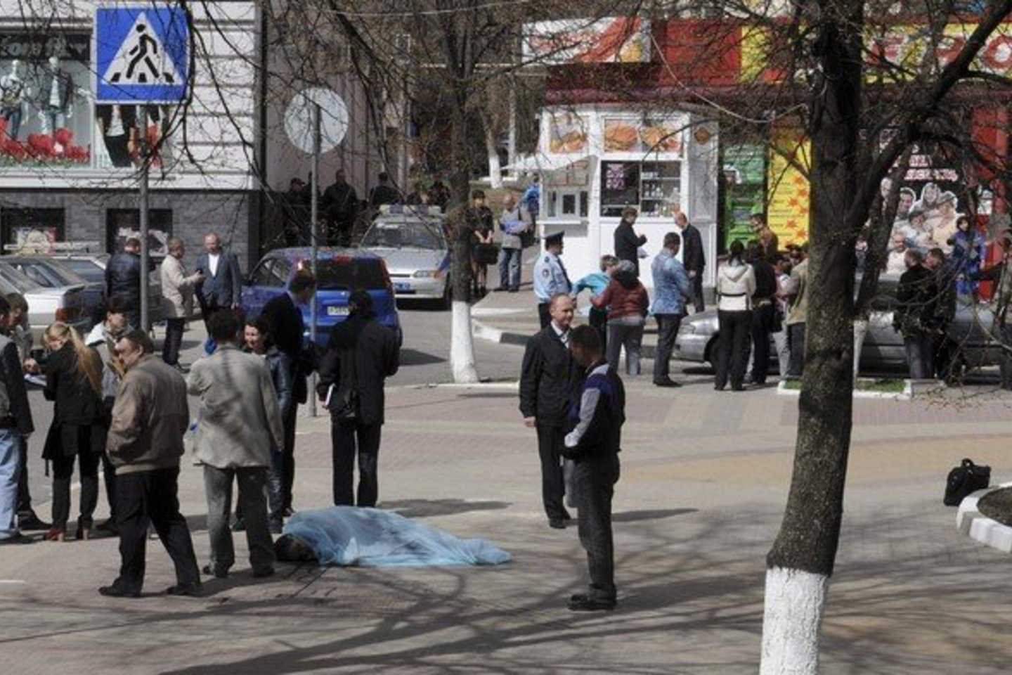 Ukraina, kuri ribojasi su Belgorodo sritimi, taip pat buvo įspėta apie besislapstantį žudiką.<br>"Reuters"