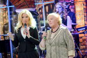 G. Karaliūnaitė įkalbėjo drauge uždainuoti ir žolininkę mamą