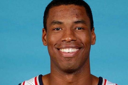 NBA krepšininkas J. Collinsas atskleidė, kad yra gėjus