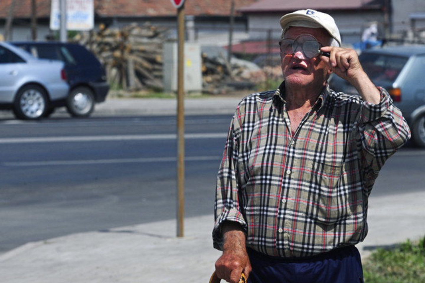 Nelaimė atsitiko trečiadienio vakare netoli Kočanio miesto. Dėl nežinomų priežasčių traktorius nuvažiavo nuo kelio ir apvirto.