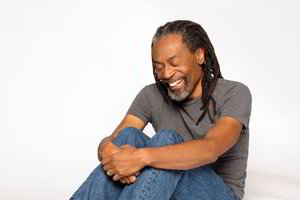 Žmogus-orkestras B. McFerrinas jaunystėje norėjo būti kunigas