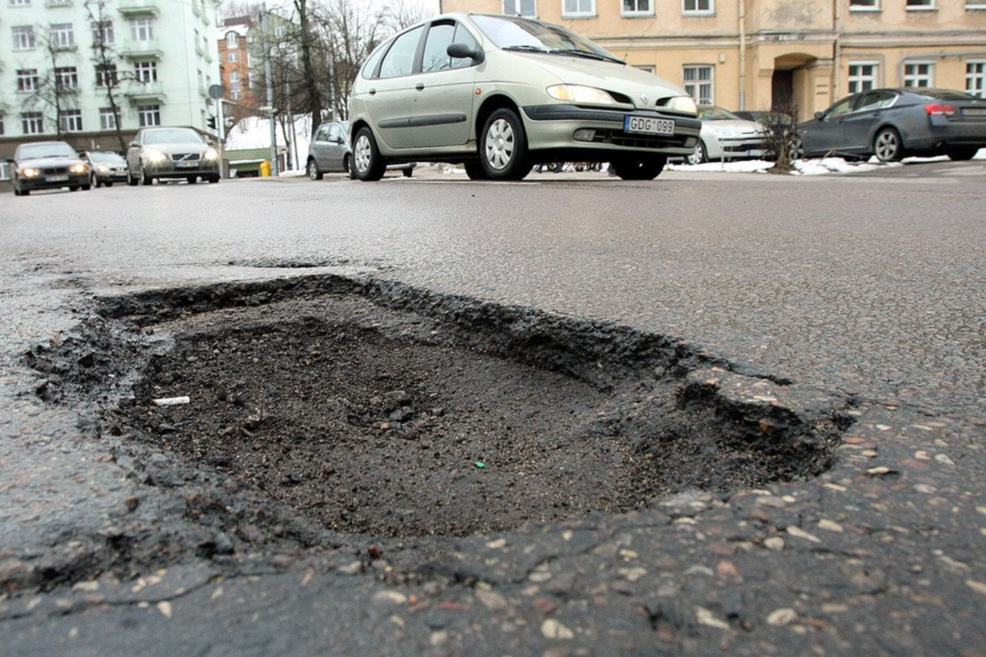 Vilniuje jau sutvarkyta apie 4000 duobių.