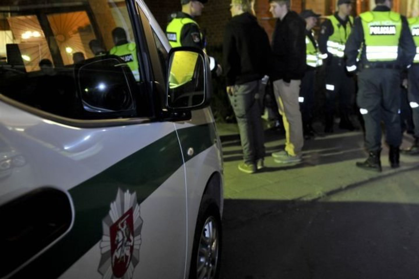 Policijos pareigūną sužalojęs vairuotojas sulaikytas ir uždarytas į areštinę.