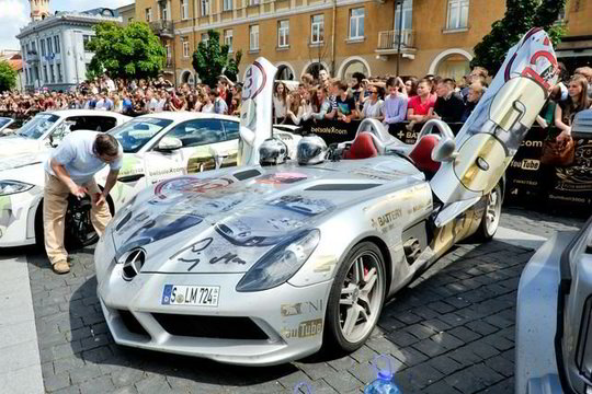 Vilniaus centrą drebinusių „Gumball 3000“ ralio automobilių vertė - apie 70 mln. litų