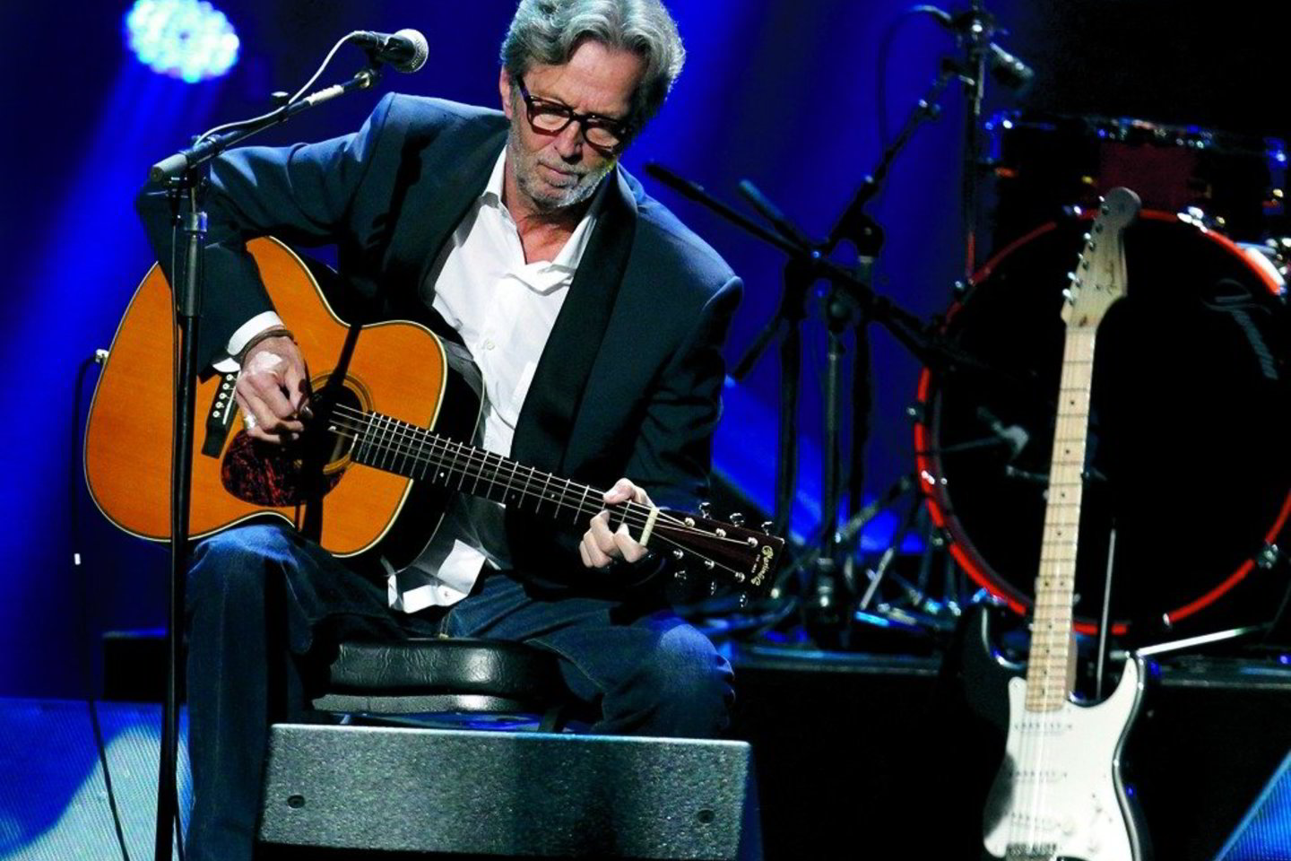 Karjeros 50-metį minintis E.Claptonas klausytojus nuolat džiugina gastrolėmis ir naujais įrašais.