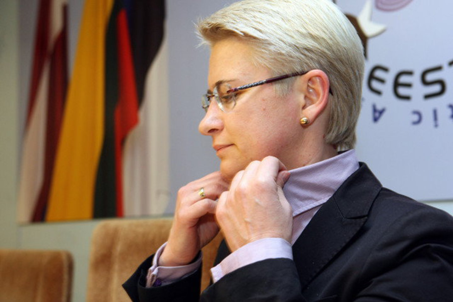N. Venckienė bando įrodyti, kad pabėgusi iš Lietuvos vis tiek dirba.