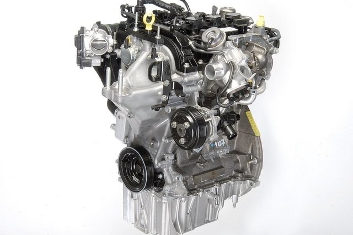 Vieno litro darbo tūrio „Ford EcoBoost“ variklis šiemet gavo daugiausia balų per visą 15 metų konkurso istoriją.