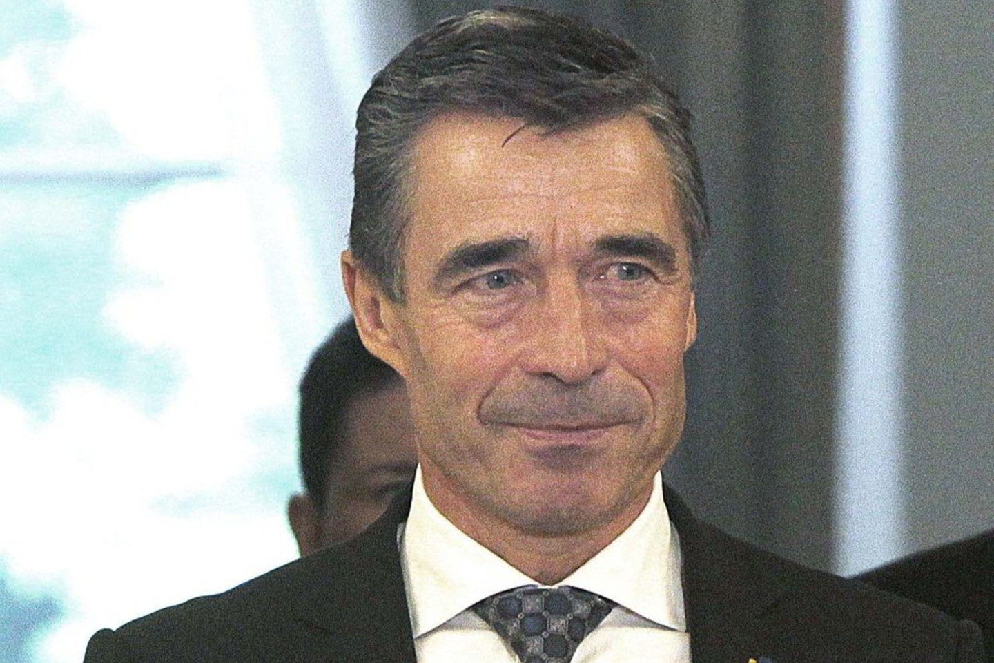A.F. Rasmussenas išskyrė 15 „probleminių sričių“, kurių dalis išaiškėjo po 2011 metais surengtos karinės intervencijos Libijoje.