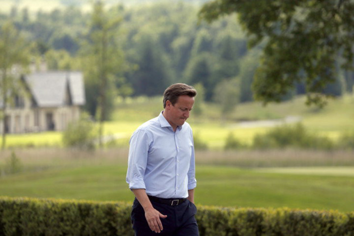 Didžiosios Britanijos ministras pirmininkas D. Cameronas atsisakė komentuoti pranešimus.