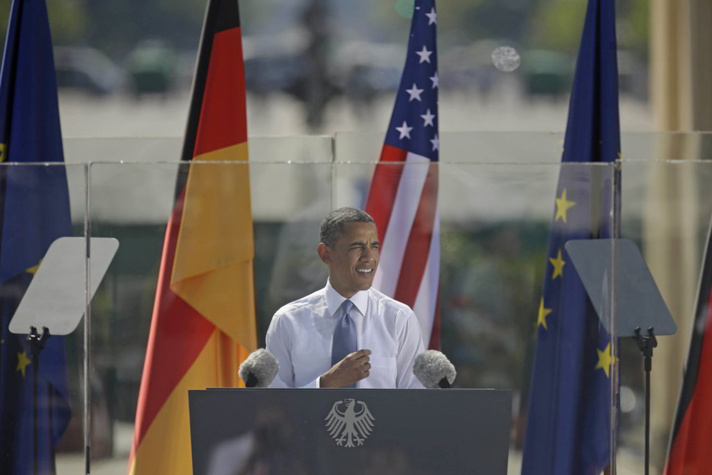 B. Obama pasakė, kad JAV 2016 metais surengs viršūnių susitikimą branduolinių medžiagų apsaugos pasaulyje tema.