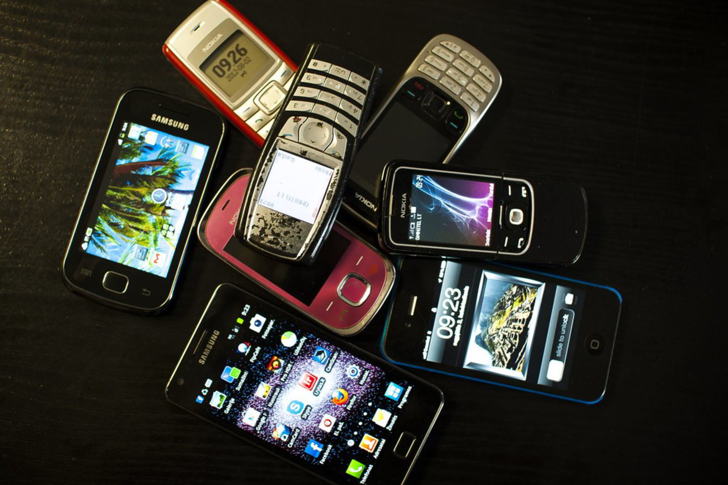 Lietuvoje telefonų yra dviem trečdaliais daugiau nei mobiliojo ryšio bendrovių klientų.