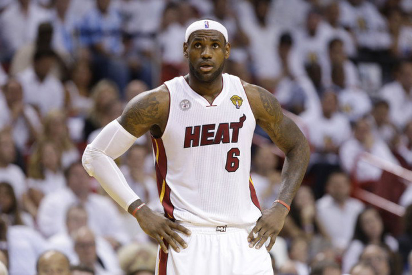 L. Jamesas nebeturi kur trauktis. Jeigu „Heat“ pralaimės – jo karjerą lydės sirgalių priekaištai. Jeigu „Heat“ įveiks „Spurs“ komandą, jis žengs didžiulį žingsnį savo tikslo link – tapti vienu geriausių krepšininkų istorijoje.