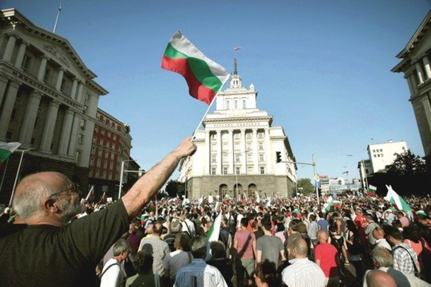 Valdžia nusivylę bulgarai gatvėse protestuoja jau nuo praėjusio penktadienio. Tiesa, neramumų beveik nekilo.