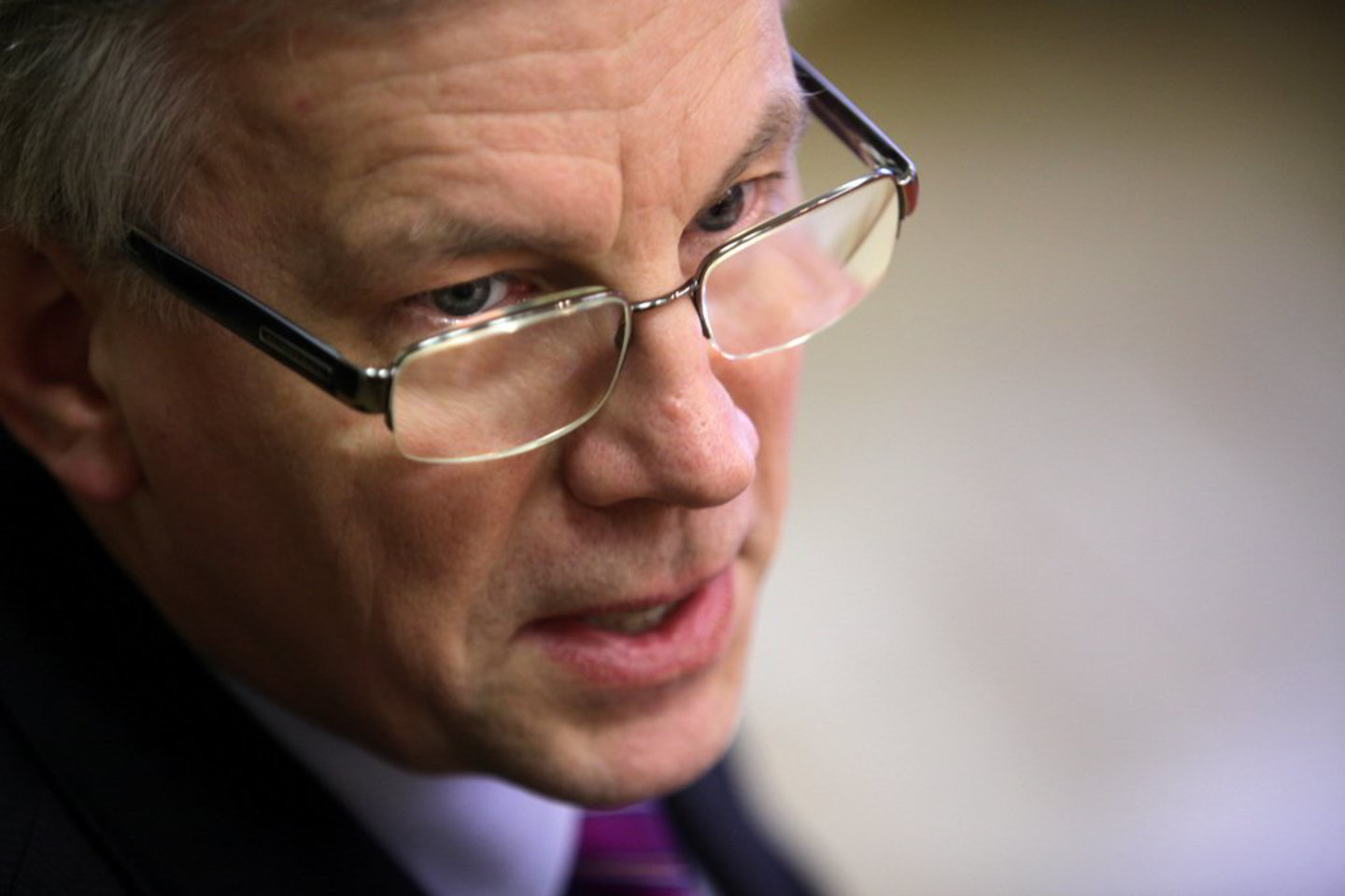 Finansų ministras R. Šadžius įsitikinęs, kad darbo grupės ir Finansų ministerijos siūlomos mokesčių pataisos neišmuš dar vienos skylės Lietuvos biudžete.