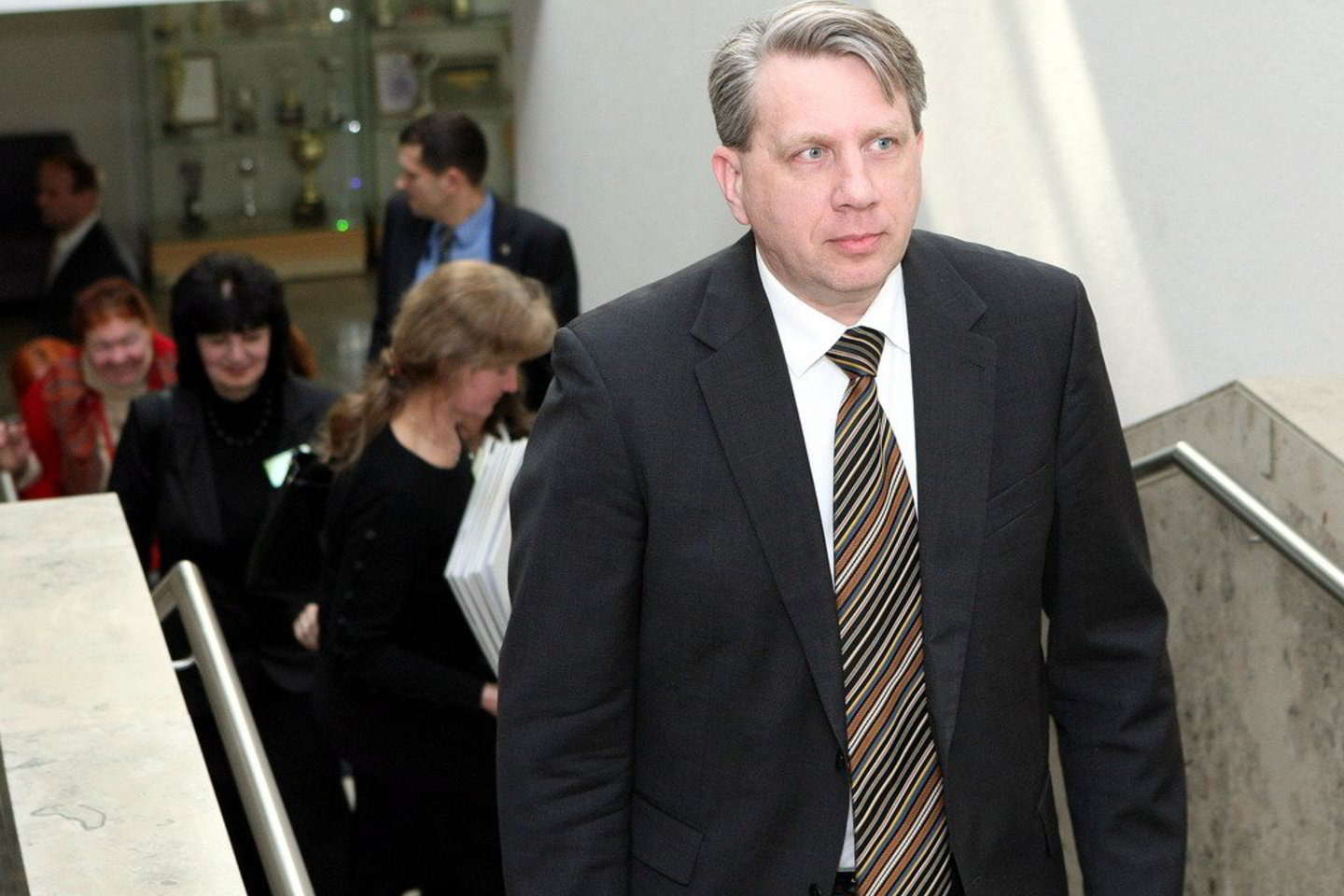 Seimui antradienį buvo pateiktas projektas dėl pritarimo generalinio prokuroro D. Valio pateiktai ataskaitai, tačiau parlamentas jį atmetė, grąžindamas komitetui tobulinti.