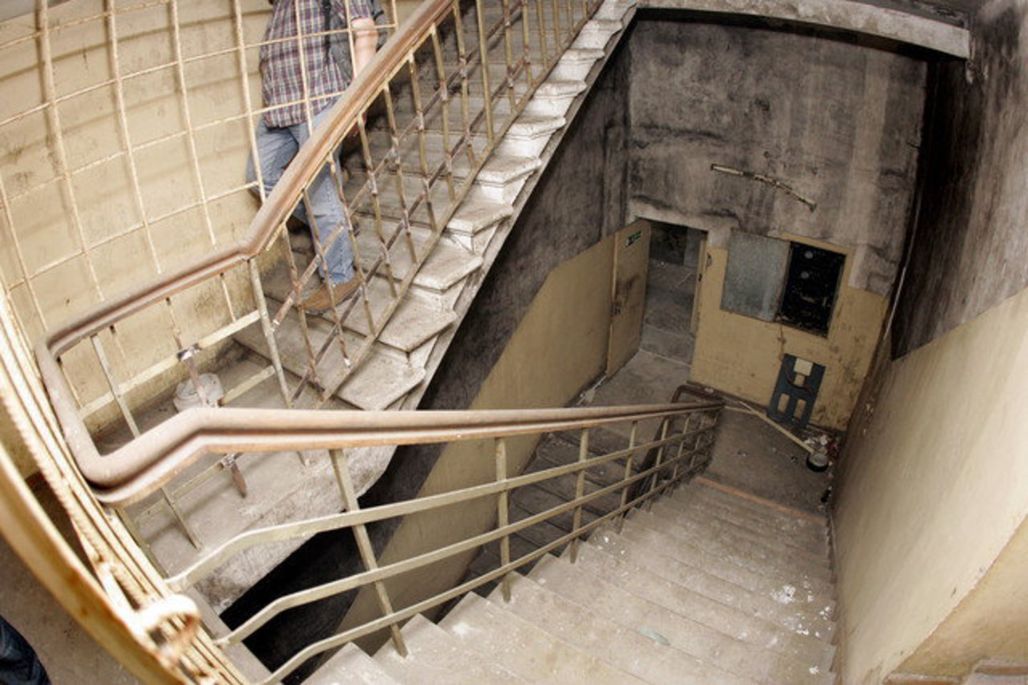 13,4 proc. būstų buvo pastatyti iki 1945 m. Daugiau nei du trečdaliai visų būstų (71,5 proc.) buvo pastatyti 1946-1990 metais.
