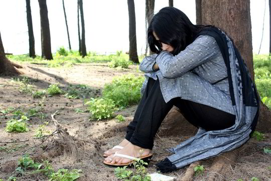 Plaukų, antakių ir blakstienų neturinčią kaunietę skaudina nesibaigiančios patyčios