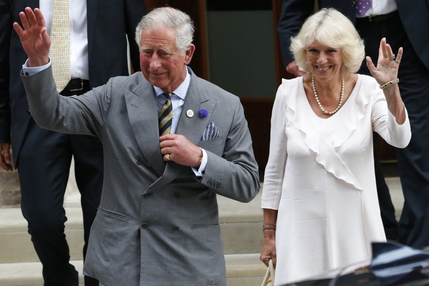 Kornvalio hercogienė Camilla džiaugiasi, kad ją supa visas būrys mažų vaikų, kurį papildė ir neseniai gimęs sutuoktinio princo Charleso anūkas.<br>„Reuters“