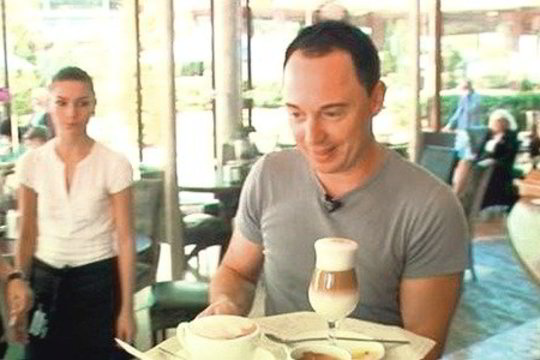 M.Mickevičius-Mino išvbandė save virėjo ir padavėjo kailyje