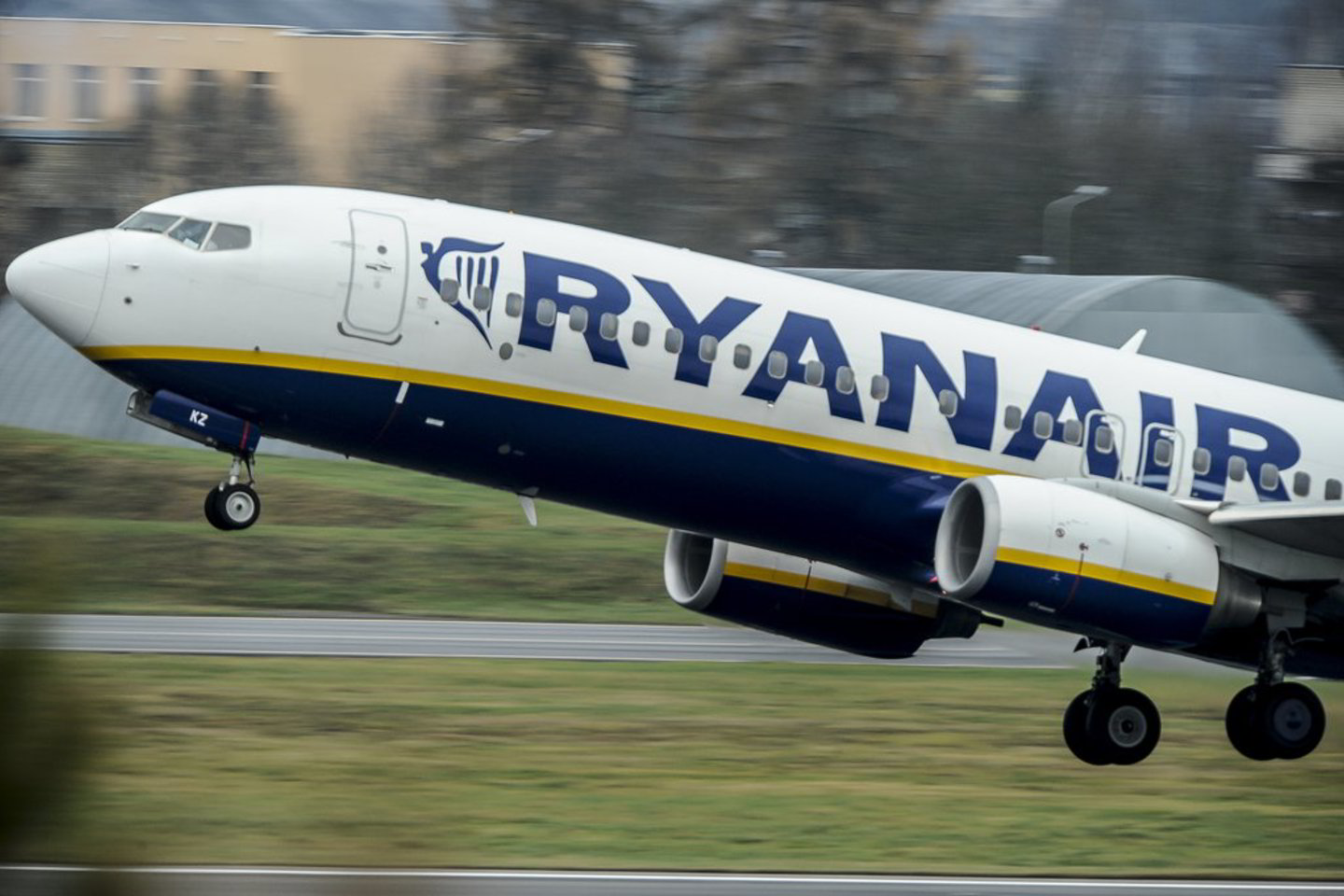 Kyla vis daugiau abejonių, ar "Ryanair" skrydžiai yra saugūs.<br>V. Ščiavinsko asociatyvi nuotrauka