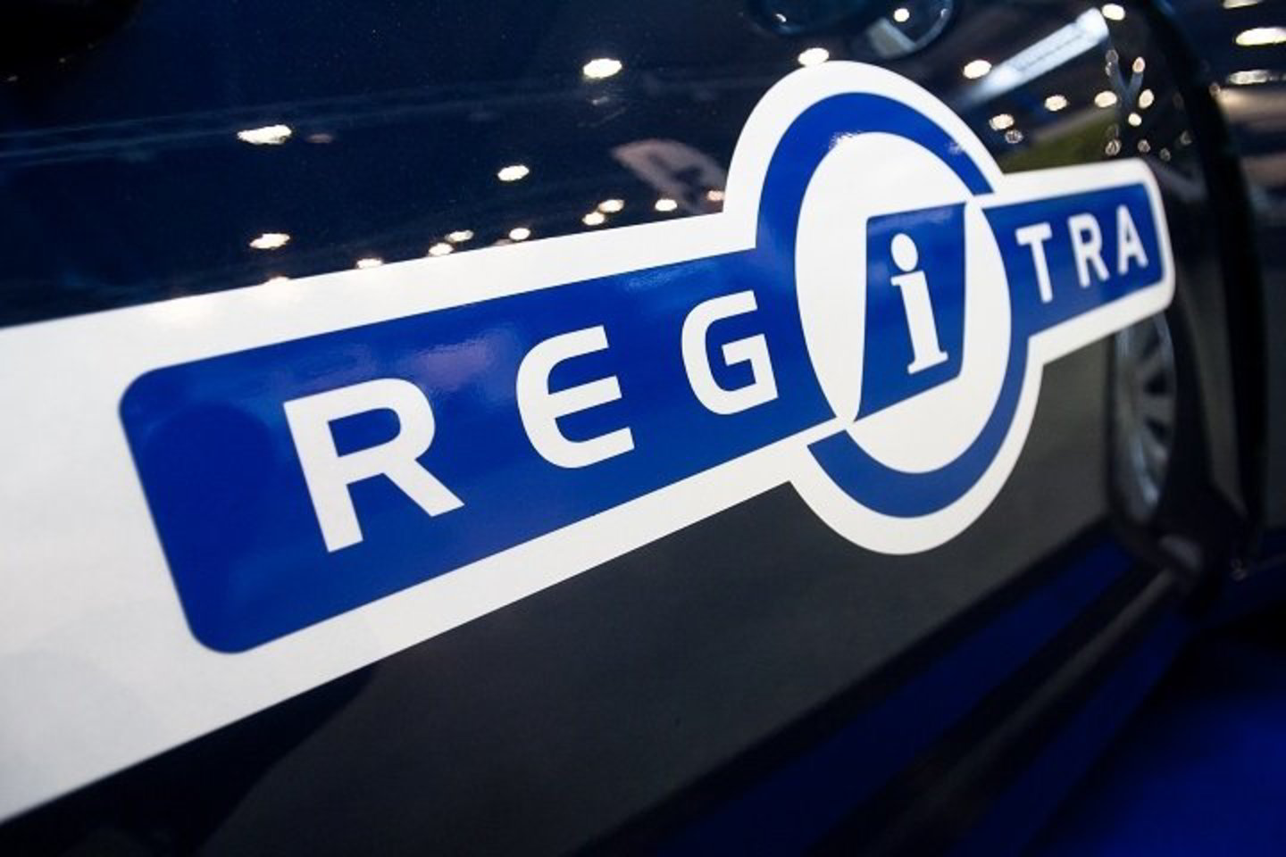 Tris savaites vairuotojai negalėjo gauti naujų vairuotojo pažymėjimų, bet šiandien "Regitra" jau gavo trūkstamų dokumentų blankų.