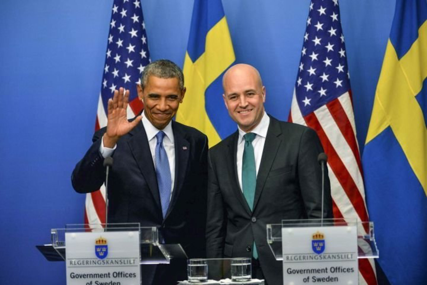 „Pasaulis užbrėžė raudonąją liniją, ne aš“, - sakė B.Obama, susitikęs su F.Reinfeldtu.