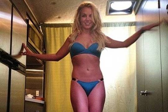 Pusnuogė B.Spears pademonstravo lieknesnę figūrą