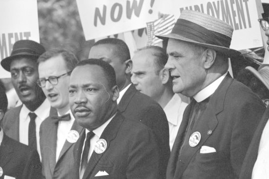 Amerikiečiai šnipinėjo M.L.Kingą ir boksininką M.Ali