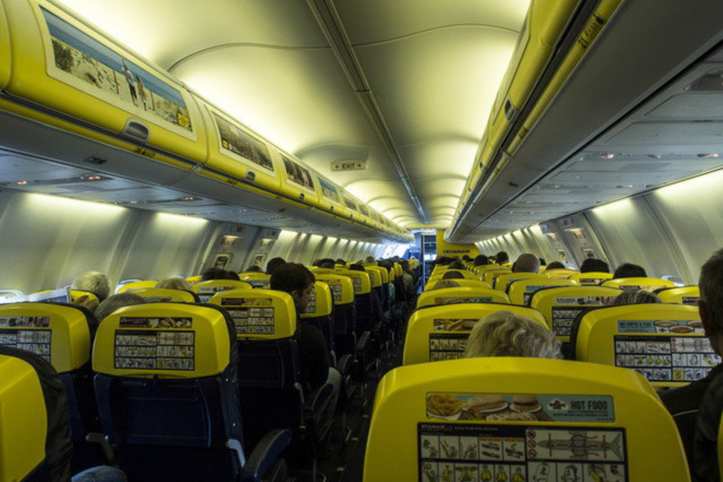 Veiklos Lietuvoje jubiliejų švenčianti "Ryanair" per 8-erius metus iš mūsų šalies pervežė 5 555 555 keleivius.