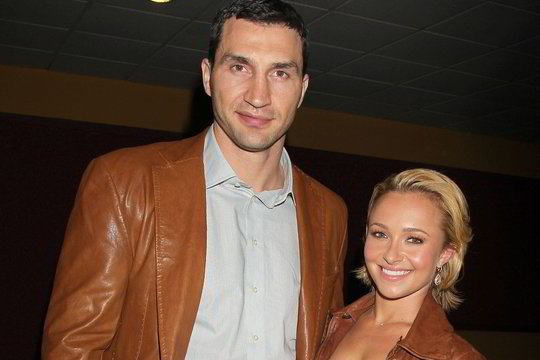 Boksininkas V.Klyčko susižadėjo su aktore H.Panettiere