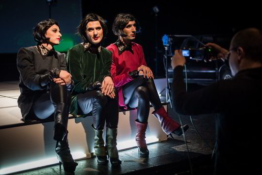 „No Theatre“ judėjimo premjera „Nematomi monstrai“: teatre kaip kine