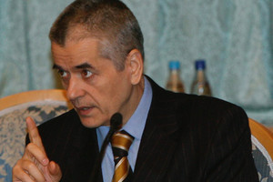 Ukrainiečiai G.Oniščenkos siųstus konditerijos ekspertus įtaria šnipinėjimu