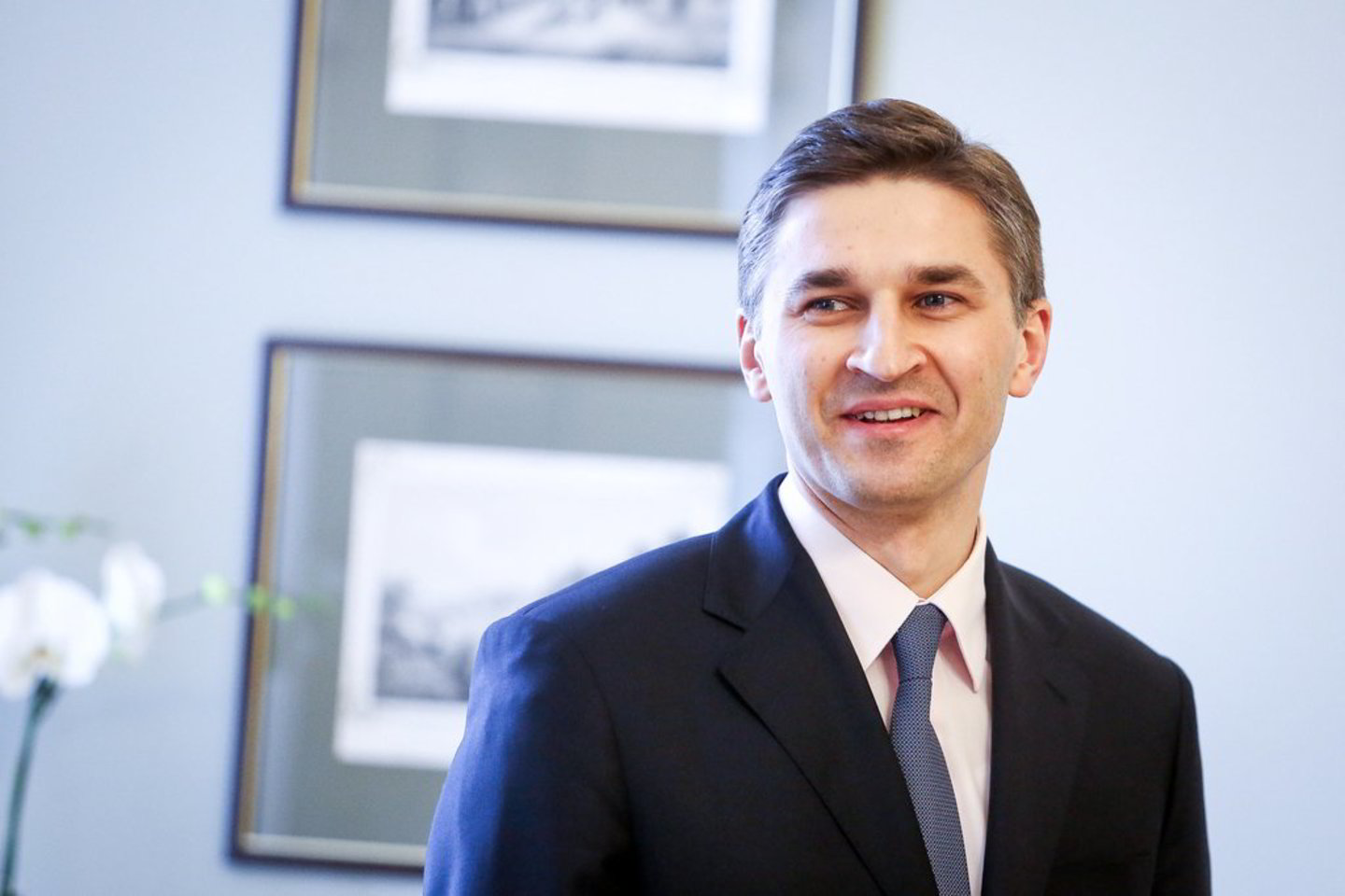 J.Neverovičius ramina skeptikus.