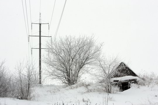 Patyręs elektros iškrovą alytiškis iškrito iš stulpo