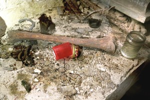 Kapinėse puotauja benamiai