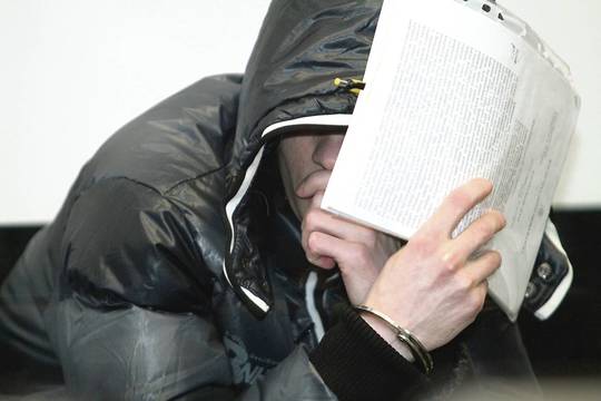 Jaunas kaunietis - žudikas ar tik mušeika?