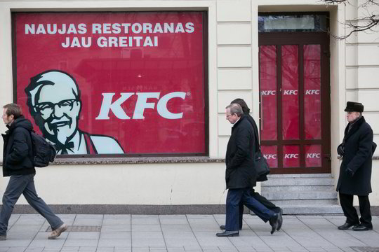 Legendinio restorano „Literatų svetainė“ vietoje - KFC